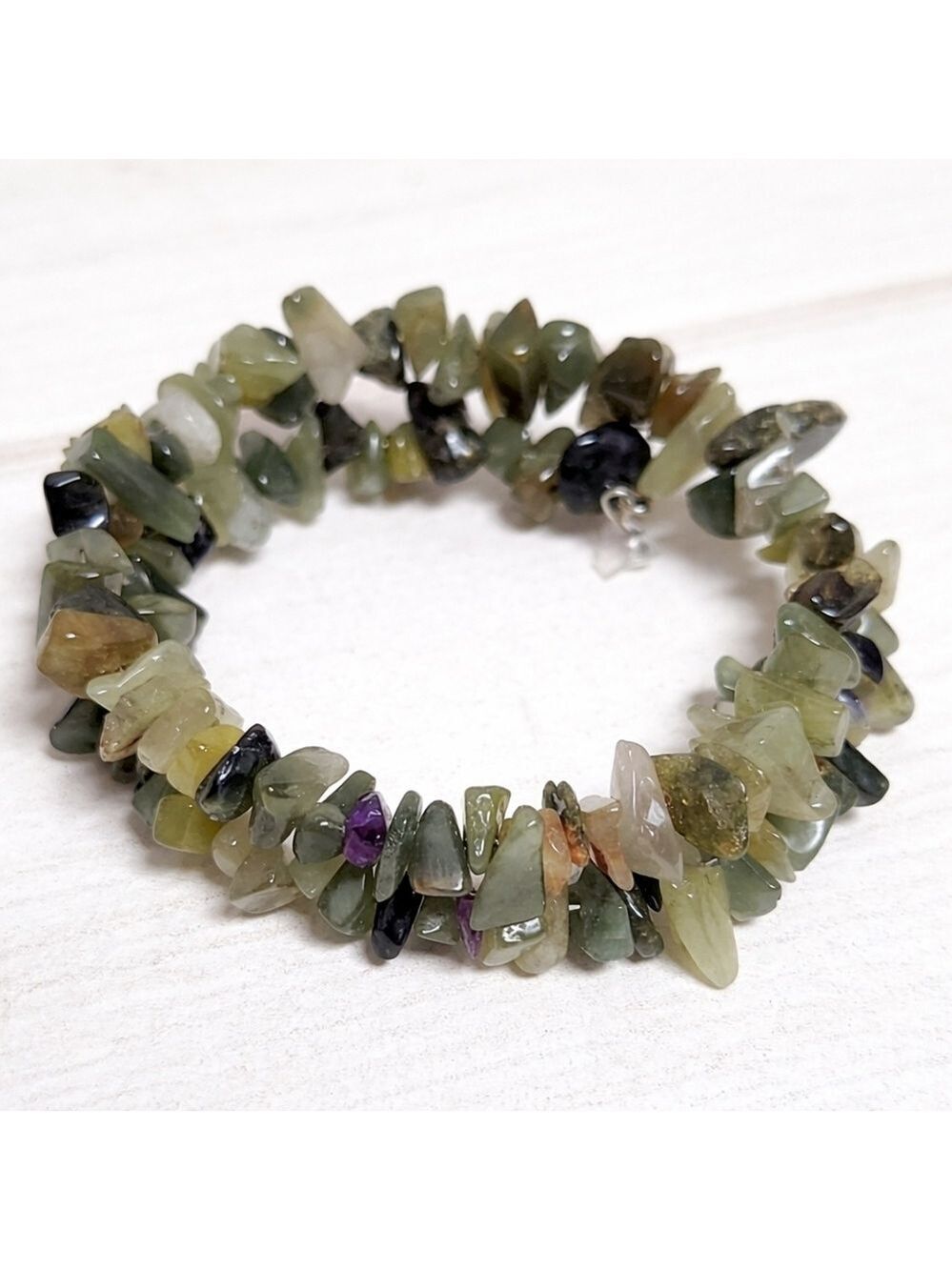 Green Aventurine Mixed Natural Stone Chip Coil Bracelet - New